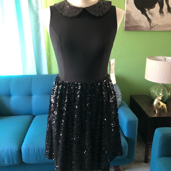 Holiday Dress - Picture 5 of 12